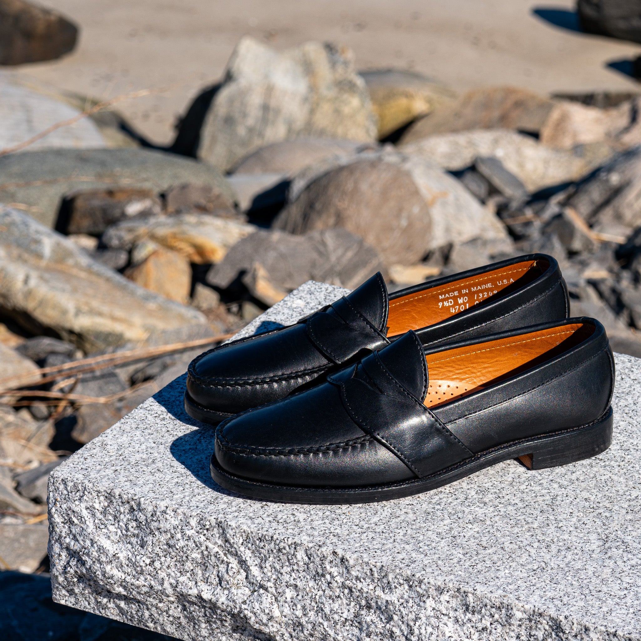 Pre-Order Weltline Penny Loafers - Black Calf